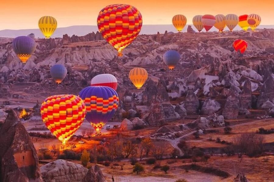 Cappadocia: Göreme Sunrise Hot Air Balloon Ride w/ Breakfast - Two quick photo windows in Göreme and the viewpoint