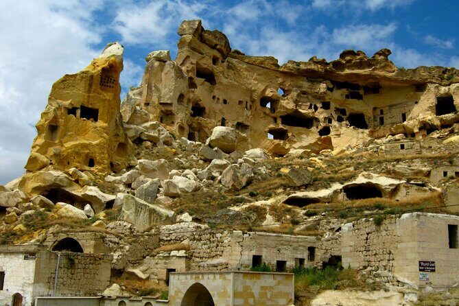 Cappadocia Mix Tour Half Green Tour and Half Red Tour - Avanos Pottery Workshop: Underground Clay Traditions and a Real Hands-On Option