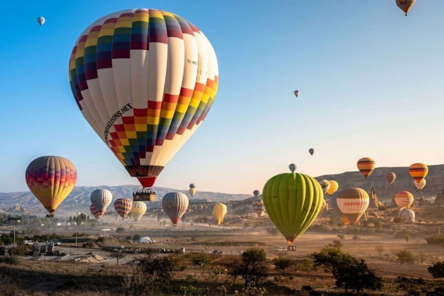Cappadocia: Red Tour and Sunrise Balloon Tour - Avanos on the Red River: pottery, river clay, and watching it made