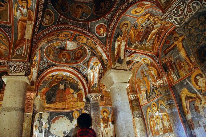 Cappadocia Red Tour - Stop 1: Uchisar Castle for instant Cappadocia orientation (30 minutes)