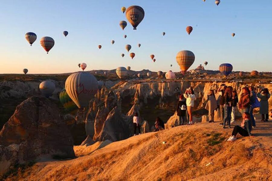 Cappadocia: Sunrise Hot Air Balloon Watching Tour - Meeting Up Early: Pickup Zones and How the Morning Flows