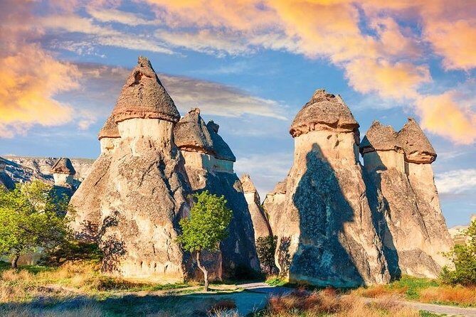 Private 4 Days Turkey Tour from Istanbul to Cappadocia, Ephesus, Pamukkale - Day 1: Flying to Cappadocia and starting with Uchisar and Göreme
